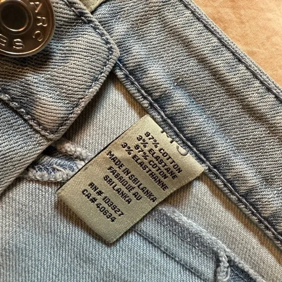 Marc Jacobs Light Blue Denim Jean Shorts Classic Style - Picture 3 of 5